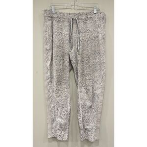 Lululemon Tearaway Pants in Dottie Dash White Black Size 10